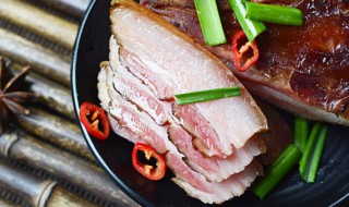 微波炉蒸腊肉的做法 微波炉熏制腊肉