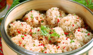 家常糯米蒸排骨的做法（用糯米蒸排骨简单好吃的做法）