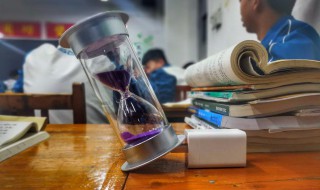 颦蹙的意思 颦蹙的意思是什么意思