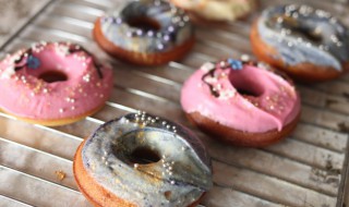 甜甜圈要放冰箱吗（甜甜圈放在冰箱可以存放多长时间）