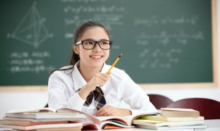 星期二用英语怎么读 星期四用英语怎么读