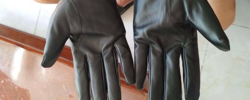 皮手套怎么清洗（高尔夫皮手套怎么清洗）