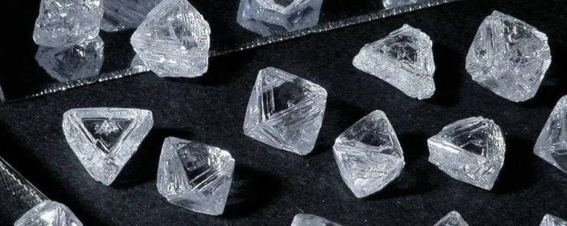 石墨和金刚石的区别 石墨和金刚石的区别用哲学来说