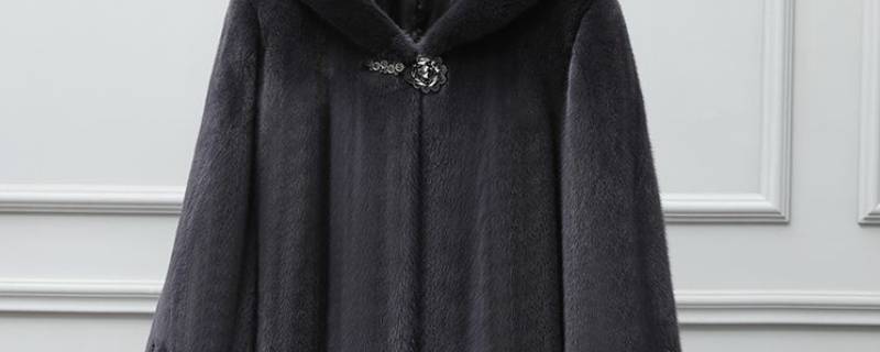 貂皮大衣自己在家怎么清洗（貂皮大衣自己在家怎么清洗视频）