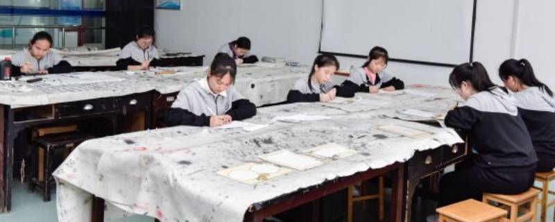 社团活动有哪些项目（中学社团活动有哪些项目）