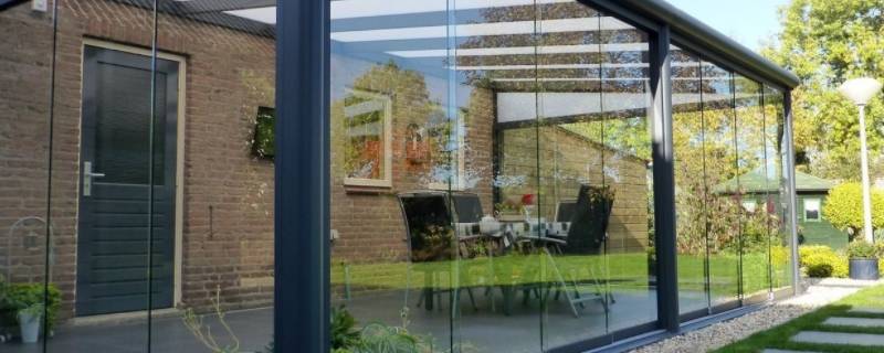 玻璃房是名词吗（玻璃房叫什么名字）