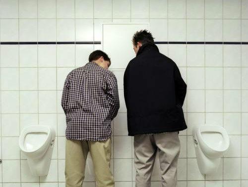 尿黄有异味怎么办？ 尿黄有异味怎么办