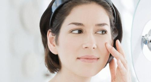 面部浮肿的原因(面部浮肿的原因是什么)