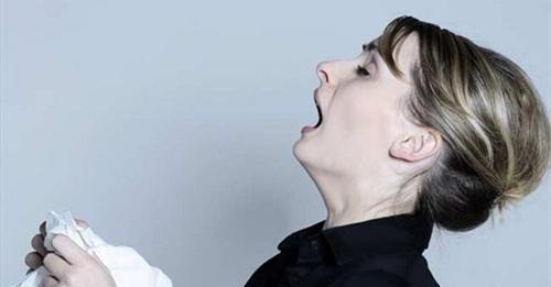 打喷嚏的原因 打喷嚏的原因和意义