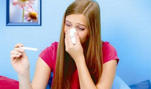 感冒发热怎么办（胃肠感冒发热怎么办）