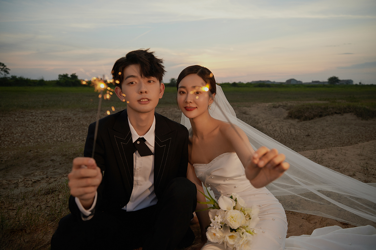 结婚挂红的顺口溜16句 结婚挂红四句顺口溜