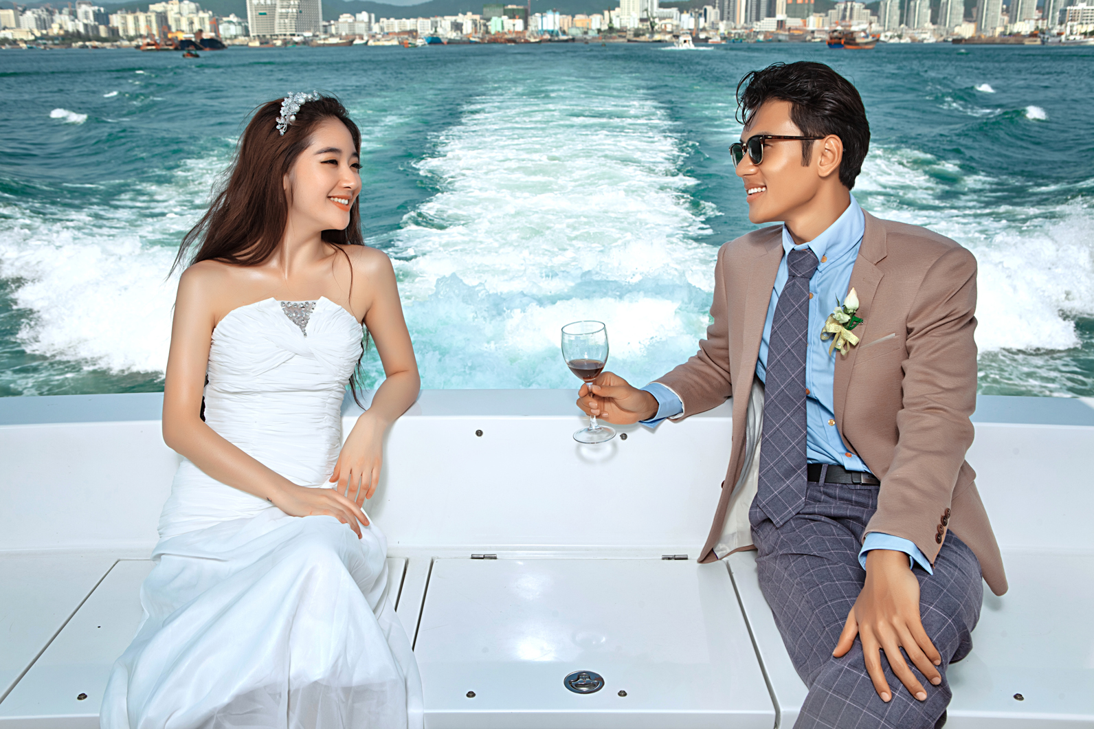 青岛拍婚纱照比较好的店（青岛拍婚纱照比较好的店铺）