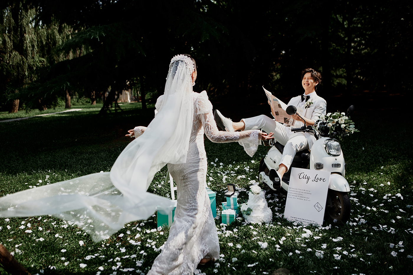 草坪婚礼贵还是酒店婚礼贵 草坪婚礼便宜还是室内便宜