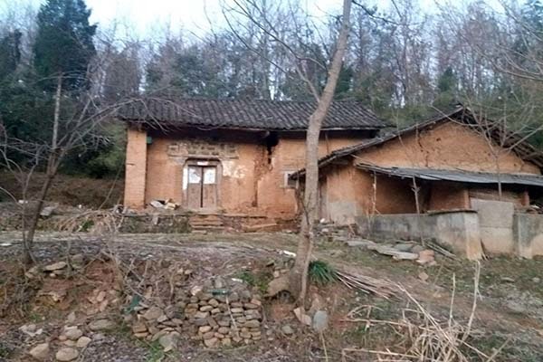 农村没住人的危房能强拆吗（农村没住人的危房能强拆吗怎么办）