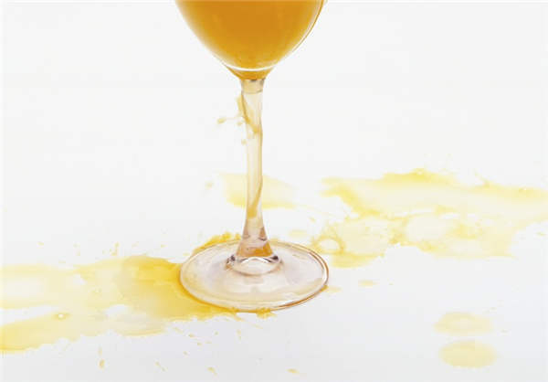 卫生间水锈污渍清理小妙招 卫生间水锈污渍清理小妙招有哪些