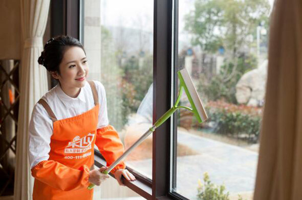 清洁玻璃门窗方法有哪些 清洁玻璃门窗小窍门