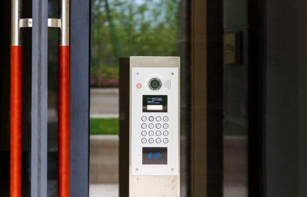 电子门禁怎么开门 电子门禁怎么开门的