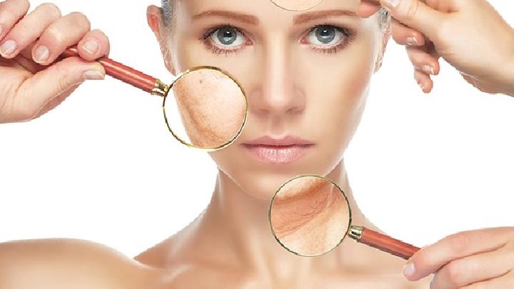 女性生理期乳房胀痛有什么特征（女性生理期乳房胀痛怎么办）