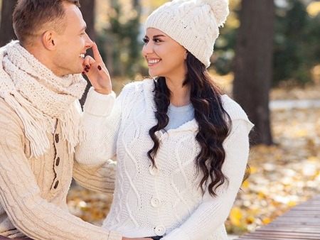 第一次恋爱应该怎么和女生相处 第一次恋爱应该怎么和女生相处好