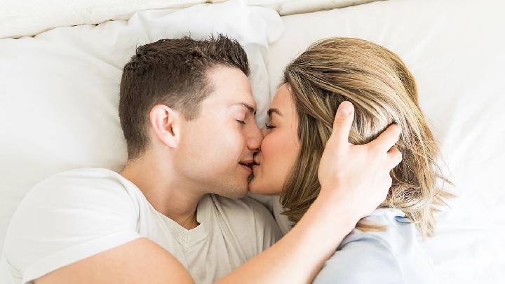 中年夫妻性功能下降怎么办?（到中年性功能减退）