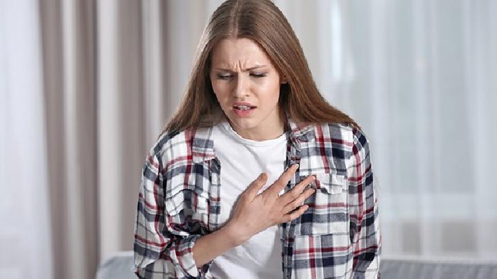 哺乳期急性乳腺炎可以喂奶吗 哺乳期急性乳腺炎可以喂奶吗