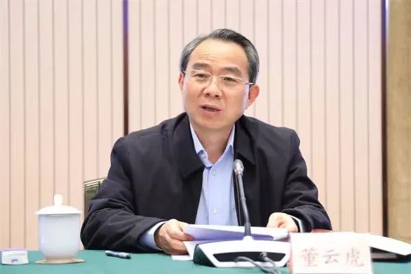 中纪委深夜打虎：今年首个正部级官员被查，长期从事宣传工作