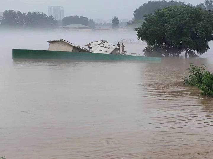 “有生以来见过最大的雨”（见过最大的暴雨）