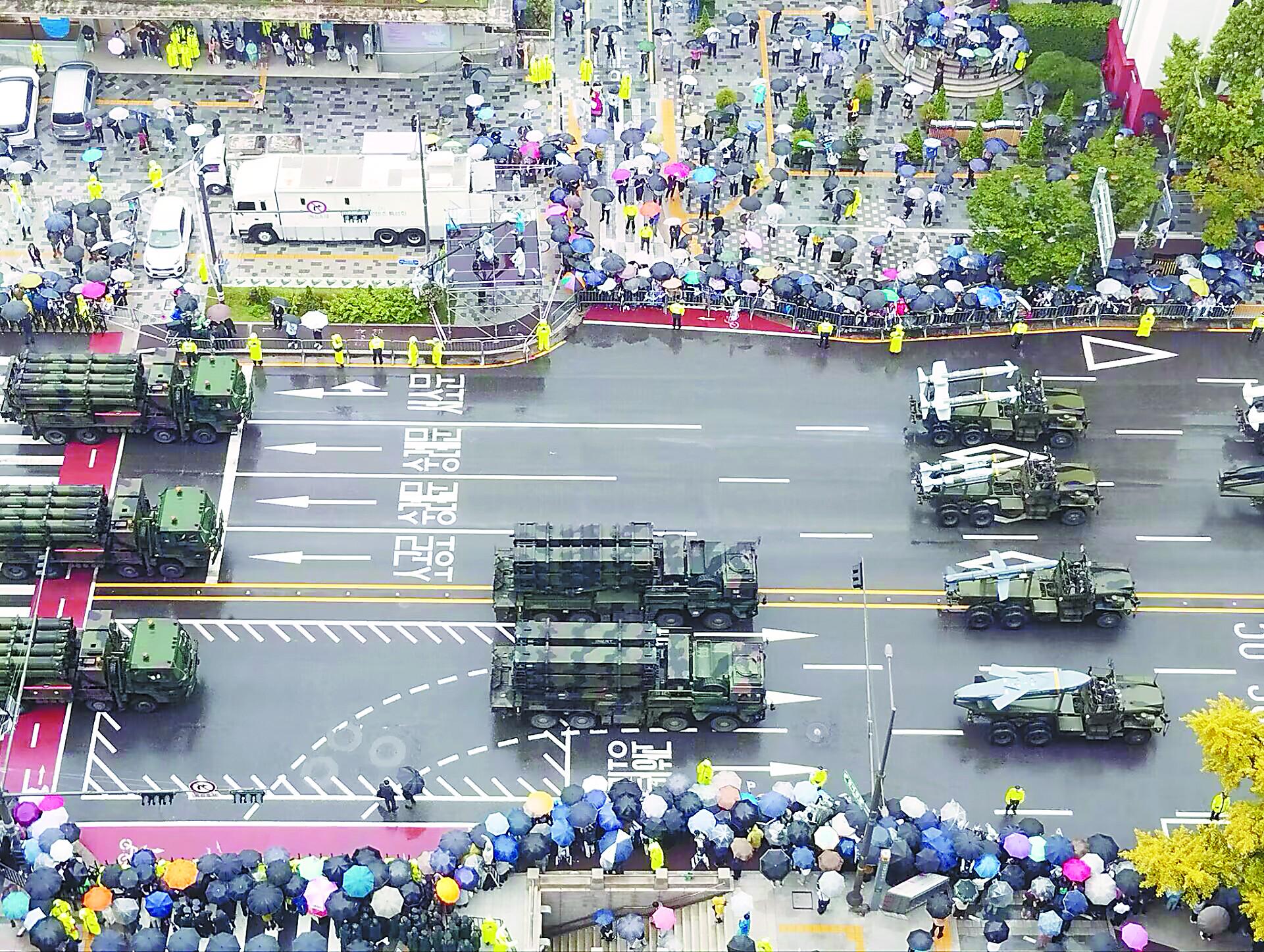 韩国高调阅兵展示“秘密武器” 韩国 阅兵