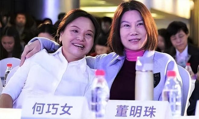 浙江女富豪栽了，赴美豪捐96亿，却在国内欠债200亿，钱花哪了？