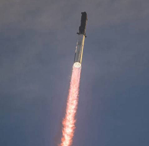 美媒：SpaceX证实与“星舰”失联，被迫触发其自毁系统