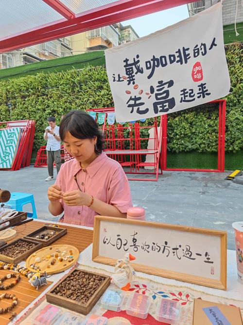 那些不停换工作的年轻人，职业竞争力提升了吗？会后悔吗？