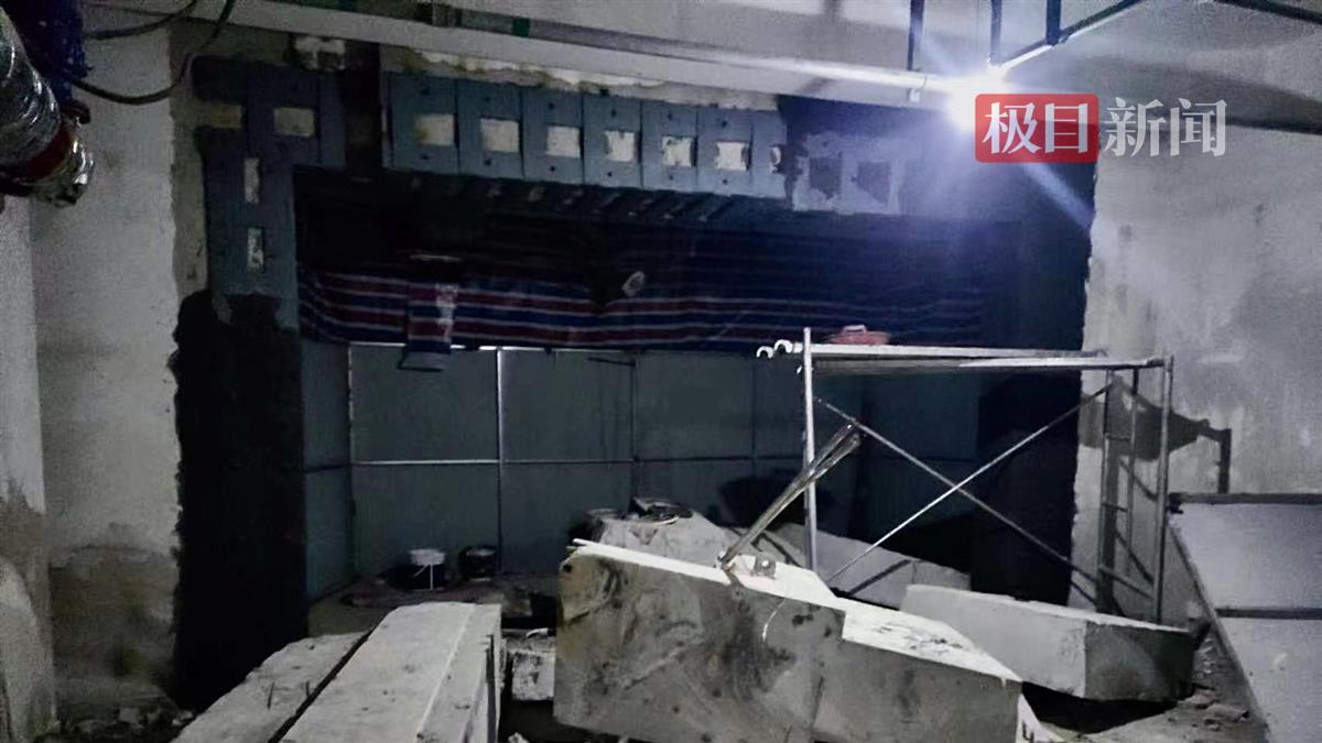 太原一小区33层楼栋地下室墙体被破拆，业主怀疑承重墙被破坏，住建局：正调查