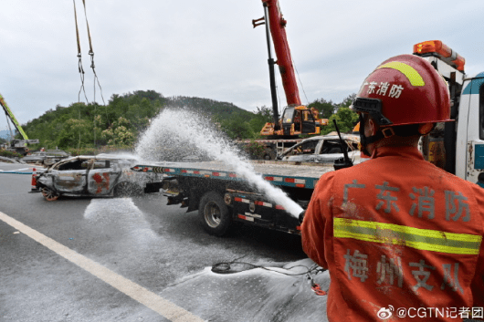 广东梅大高速路面塌方事故已致24人死亡