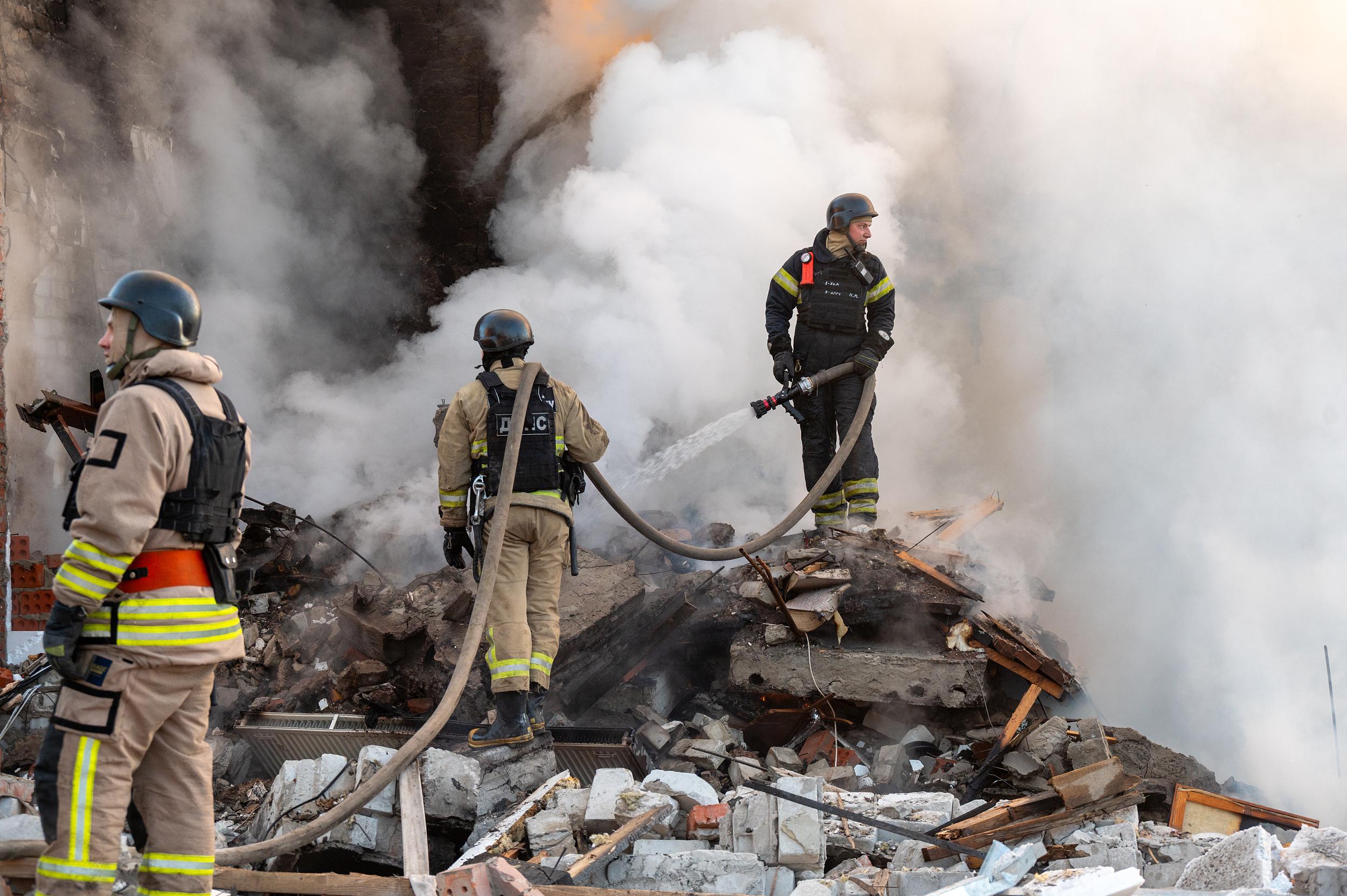 乌克兰第二大城市爆发大规模地面战斗，分析人士：俄开辟新战线旨在建立缓冲区