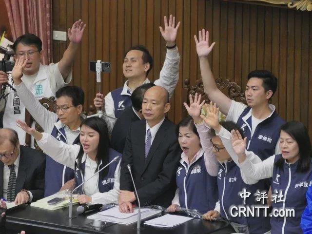 台立法机构改革三读通过，赖当局要有麻烦了？丨湾区望海峡